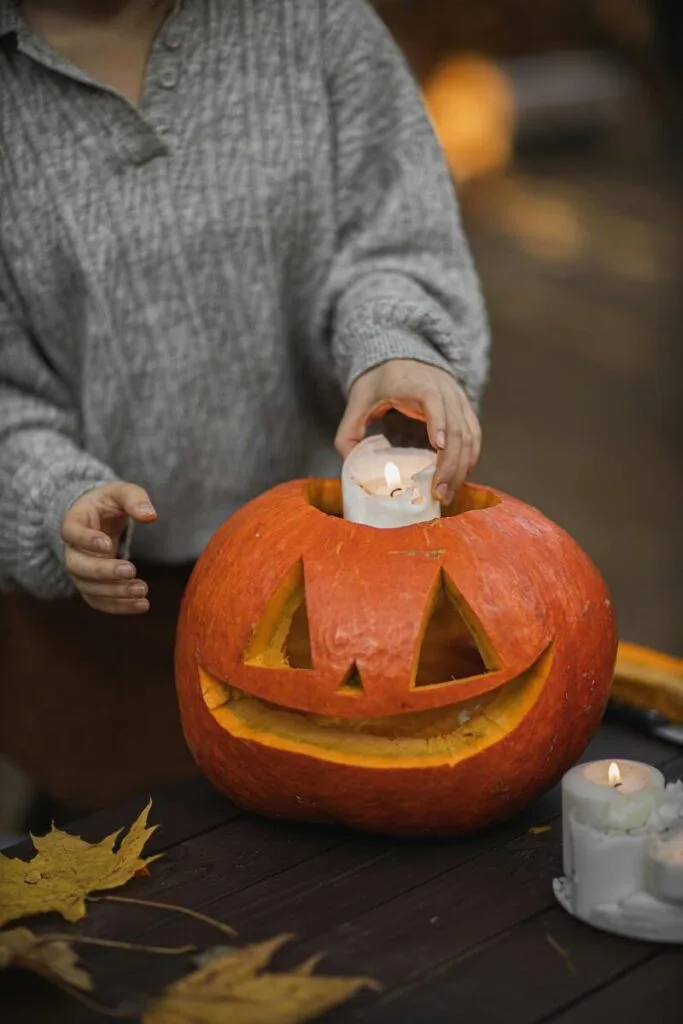 Sculptage de citrouille - activité à faire en couple pour Halloween